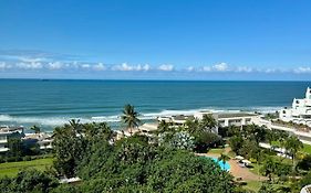 71 Sea Lodge Beachfront Apartment